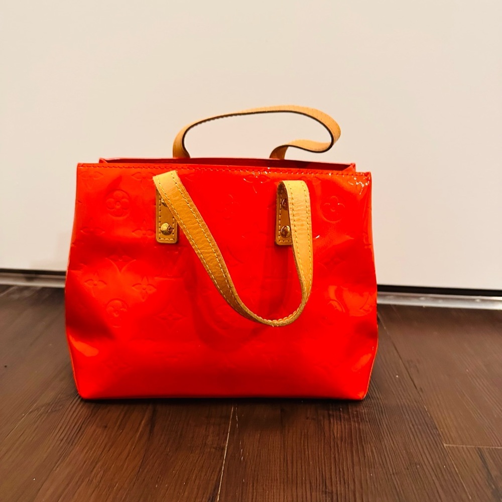 Louis Vuitton Reade Monogram Embossed Vernis  Leather Tote - Picture 15 of 16